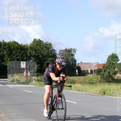 25.08.2024 - Elbe Triathlon Hamburg Fuchs,  Jonas http://msf.ph/oto/6867300 25.08.2024 10:17:10 Radfahren 543 meine-sportfotos.de