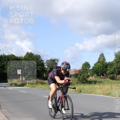 25.08.2024 - Elbe Triathlon Hamburg Fuchs,  Jonas http://msf.ph/oto/6867302 25.08.2024 10:17:10 Radfahren 543 meine-sportfotos.de