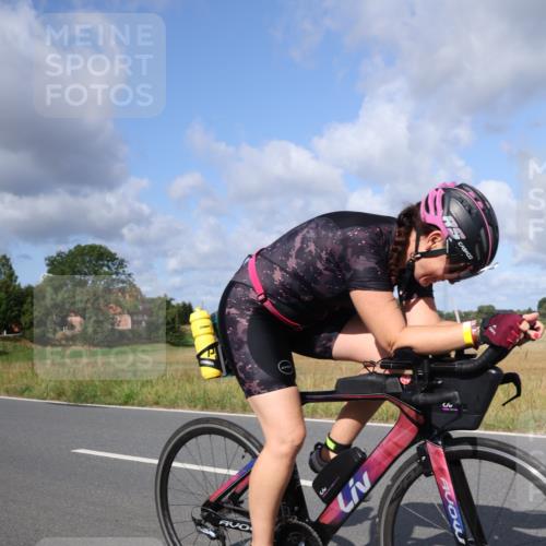 25.08.2024 - Elbe Triathlon Hamburg Fuchs,  Jonas http://msf.ph/oto/6867314 25.08.2024 10:17:10 Radfahren 543 meine-sportfotos.de