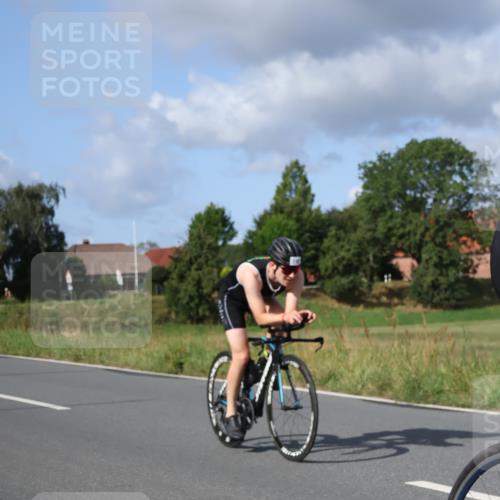 25.08.2024 - Elbe Triathlon Hamburg Fuchs,  Jonas http://msf.ph/oto/6867346 25.08.2024 10:17:20 Radfahren 508, 616 meine-sportfotos.de