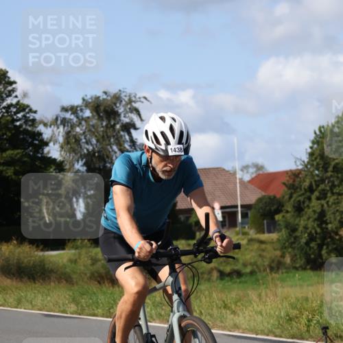 25.08.2024 - Elbe Triathlon Hamburg Fuchs,  Jonas http://msf.ph/oto/6867358 25.08.2024 10:59:19 Radfahren 1438, 455, 1403 meine-sportfotos.de