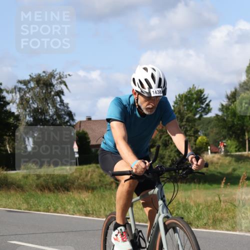 25.08.2024 - Elbe Triathlon Hamburg Fuchs,  Jonas http://msf.ph/oto/6867363 25.08.2024 10:59:19 Radfahren 1438, 455, 1403 meine-sportfotos.de