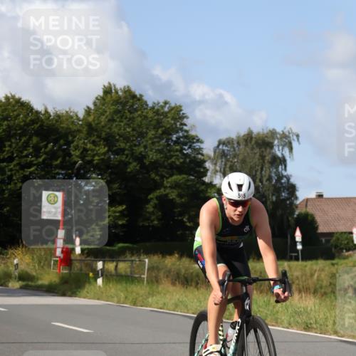 25.08.2024 - Elbe Triathlon Hamburg Fuchs,  Jonas http://msf.ph/oto/6867385 25.08.2024 10:17:34 Radfahren 550, 595, 515, 500 meine-sportfotos.de
