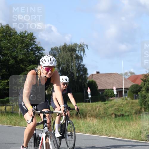 25.08.2024 - Elbe Triathlon Hamburg Fuchs,  Jonas http://msf.ph/oto/6867405 25.08.2024 10:17:39 Radfahren 595, 515, 500, 441 meine-sportfotos.de