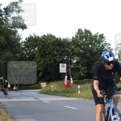 25.08.2024 - Elbe Triathlon Hamburg Fuchs,  Jonas http://msf.ph/oto/6867410 25.08.2024 09:28:38 Radfahren 431, 368, 421, 333, 341, 130, 388, 251 meine-sportfotos.de