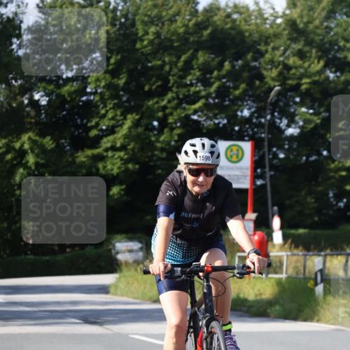 25.08.2024 - Elbe Triathlon Hamburg Fuchs,  Jonas http://msf.ph/oto/6867426 25.08.2024 10:59:29 Radfahren 455, 1403, 1598 meine-sportfotos.de