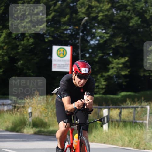 25.08.2024 - Elbe Triathlon Hamburg Fuchs,  Jonas http://msf.ph/oto/6867434 25.08.2024 10:17:42 Radfahren 515, 500, 441, 456 meine-sportfotos.de