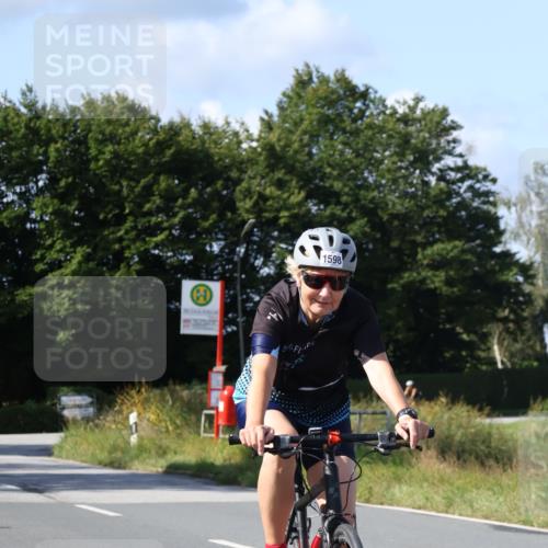 25.08.2024 - Elbe Triathlon Hamburg Fuchs,  Jonas http://msf.ph/oto/6867440 25.08.2024 10:59:30 Radfahren 1403, 1598, 1454 meine-sportfotos.de
