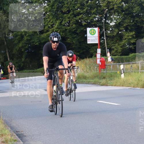 25.08.2024 - Elbe Triathlon Hamburg Fuchs,  Jonas http://msf.ph/oto/6867450 25.08.2024 09:28:44 Radfahren 388, 251, 384, 90, 290, 376, 381 meine-sportfotos.de