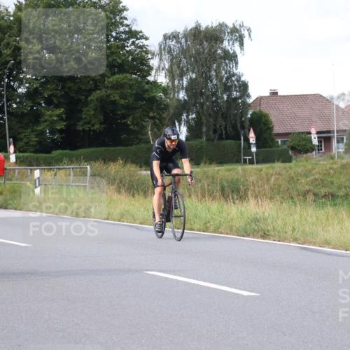 25.08.2024 - Elbe Triathlon Hamburg Fuchs,  Jonas http://msf.ph/oto/6867478 25.08.2024 10:18:02 Radfahren 355, 586, 516, 406, 371 meine-sportfotos.de