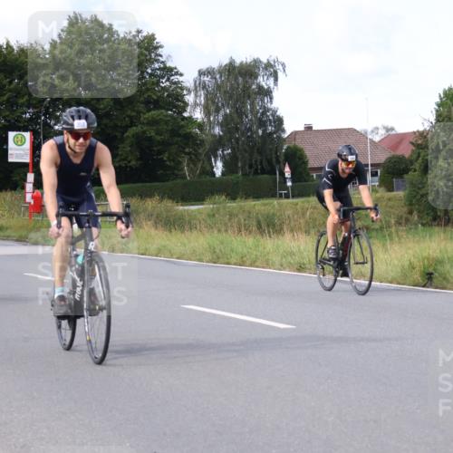 25.08.2024 - Elbe Triathlon Hamburg Fuchs,  Jonas http://msf.ph/oto/6867487 25.08.2024 10:18:03 Radfahren 355, 586, 516, 406, 371 meine-sportfotos.de
