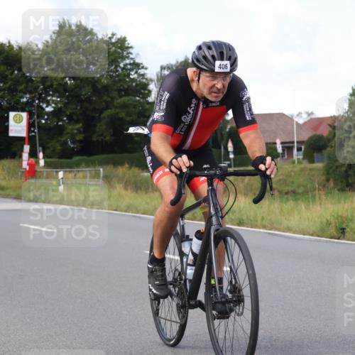 25.08.2024 - Elbe Triathlon Hamburg Fuchs,  Jonas http://msf.ph/oto/6867510 25.08.2024 10:18:07 Radfahren 355, 586, 516, 406, 371, 455 meine-sportfotos.de