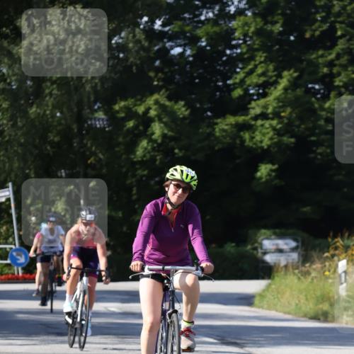 25.08.2024 - Elbe Triathlon Hamburg Fuchs,  Jonas http://msf.ph/oto/6867574 25.08.2024 11:00:10 Radfahren 690, 1630, 1511, 1690, 1557 meine-sportfotos.de