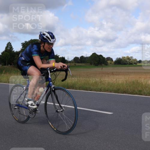 25.08.2024 - Elbe Triathlon Hamburg Fuchs,  Jonas http://msf.ph/oto/6867593 25.08.2024 10:18:23 Radfahren 473, 544, 602, 276 meine-sportfotos.de