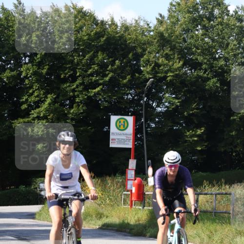 25.08.2024 - Elbe Triathlon Hamburg Fuchs,  Jonas http://msf.ph/oto/6867604 25.08.2024 11:00:15 Radfahren 1630, 1511, 1690, 1557, 1484 meine-sportfotos.de