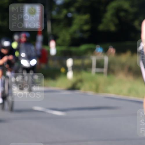 25.08.2024 - Elbe Triathlon Hamburg Fuchs,  Jonas http://msf.ph/oto/6867617 25.08.2024 09:29:08 Radfahren 152, 442, 418, 528, 111, 211, 406 meine-sportfotos.de