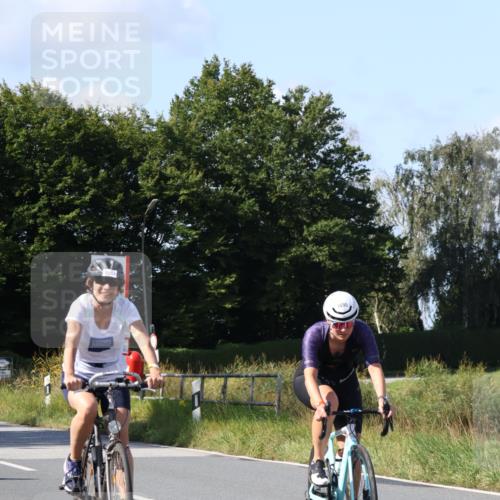 25.08.2024 - Elbe Triathlon Hamburg Fuchs,  Jonas http://msf.ph/oto/6867618 25.08.2024 11:00:15 Radfahren 1630, 1511, 1690, 1557, 1484 meine-sportfotos.de