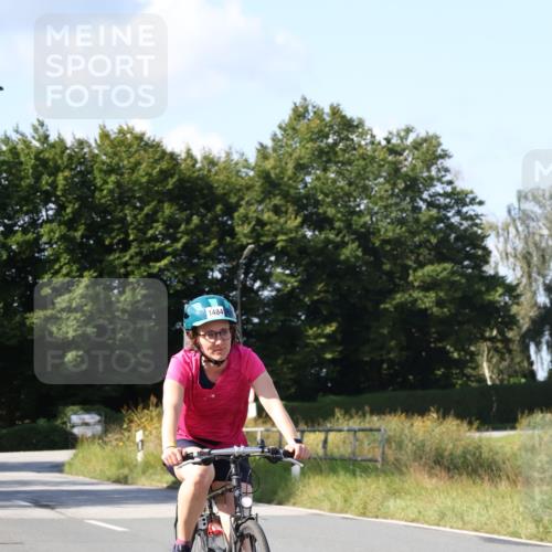 25.08.2024 - Elbe Triathlon Hamburg Fuchs,  Jonas http://msf.ph/oto/6867629 25.08.2024 11:00:17 Radfahren 1630, 1511, 1690, 1557, 1484 meine-sportfotos.de