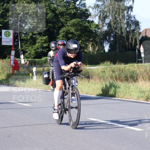 25.08.2024 - Elbe Triathlon Hamburg Fuchs,  Jonas http://msf.ph/oto/6867631 25.08.2024 09:29:09 Radfahren 442, 418, 528, 111, 211, 406 meine-sportfotos.de