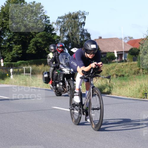 25.08.2024 - Elbe Triathlon Hamburg Fuchs,  Jonas http://msf.ph/oto/6867639 25.08.2024 09:29:10 Radfahren 442, 418, 528, 111, 211, 406 meine-sportfotos.de