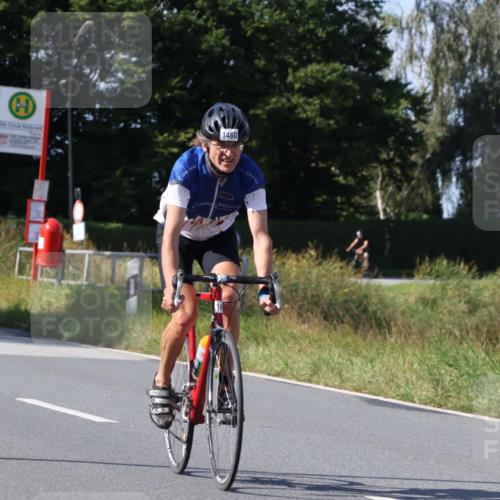 25.08.2024 - Elbe Triathlon Hamburg Fuchs,  Jonas http://msf.ph/oto/6867646 25.08.2024 11:00:36 Radfahren 1714, 1460 meine-sportfotos.de