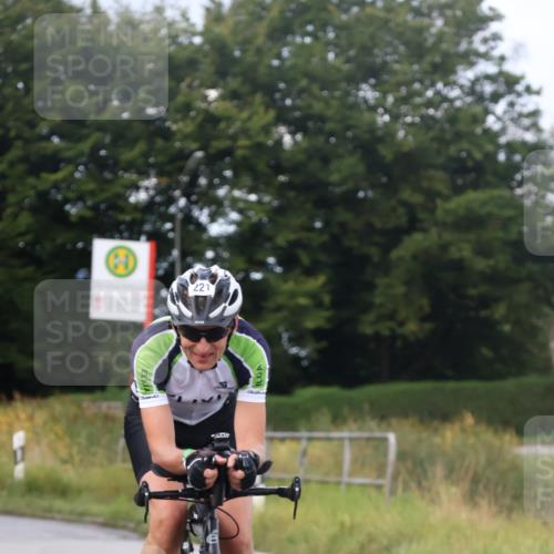 25.08.2024 - Elbe Triathlon Hamburg Fuchs,  Jonas http://msf.ph/oto/6867647 25.08.2024 10:18:52 Radfahren 418, 221 meine-sportfotos.de