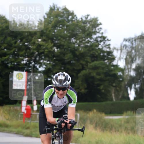 25.08.2024 - Elbe Triathlon Hamburg Fuchs,  Jonas http://msf.ph/oto/6867650 25.08.2024 10:18:52 Radfahren 418, 221 meine-sportfotos.de