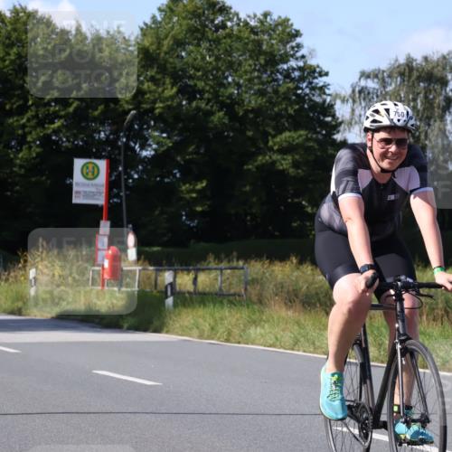 25.08.2024 - Elbe Triathlon Hamburg Fuchs,  Jonas http://msf.ph/oto/6867662 25.08.2024 11:00:43 Radfahren 750, 1610, 1463 meine-sportfotos.de