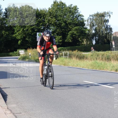 25.08.2024 - Elbe Triathlon Hamburg Fuchs,  Jonas http://msf.ph/oto/6867687 25.08.2024 09:29:13 Radfahren 418, 528, 111, 211, 406, 131, 355, 374 meine-sportfotos.de