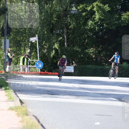 25.08.2024 - Elbe Triathlon Hamburg Fuchs,  Jonas http://msf.ph/oto/6867702 25.08.2024 11:00:50 Radfahren 1610, 1463, 1692 meine-sportfotos.de
