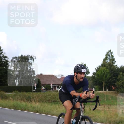 25.08.2024 - Elbe Triathlon Hamburg Fuchs,  Jonas http://msf.ph/oto/6867718 25.08.2024 10:19:26 Radfahren 475, 563, 609, 640, 658, 575, 352, 423, 581 meine-sportfotos.de