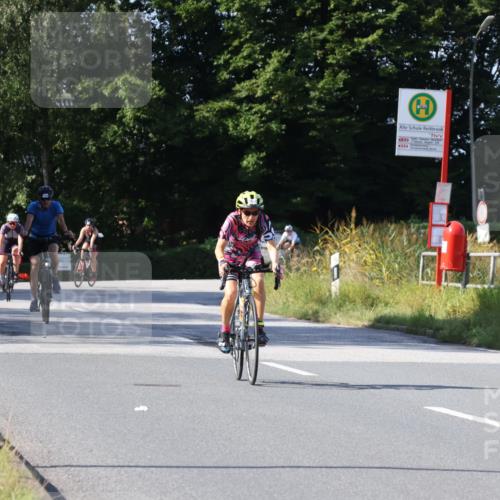 25.08.2024 - Elbe Triathlon Hamburg Fuchs,  Jonas http://msf.ph/oto/6867727 25.08.2024 11:00:54 Radfahren 1692, 1458 meine-sportfotos.de