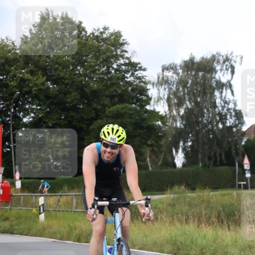25.08.2024 - Elbe Triathlon Hamburg Fuchs,  Jonas http://msf.ph/oto/6867792 25.08.2024 10:19:39 Radfahren 567, 532, 597, 618, 393 meine-sportfotos.de