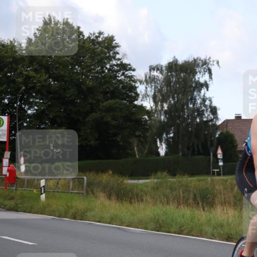 25.08.2024 - Elbe Triathlon Hamburg Fuchs,  Jonas http://msf.ph/oto/6867803 25.08.2024 10:19:39 Radfahren 567, 532, 597, 618, 393 meine-sportfotos.de