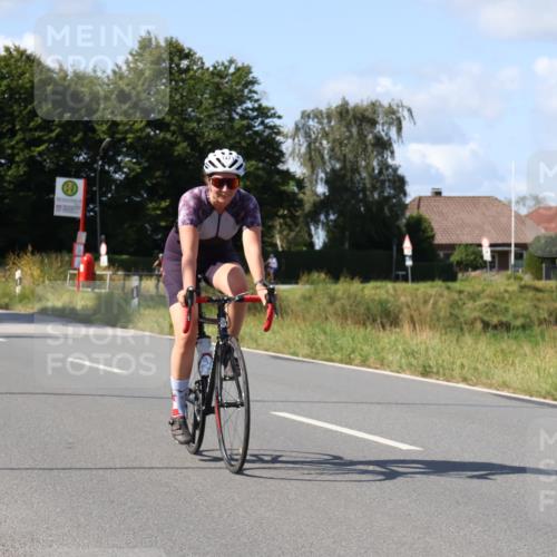 25.08.2024 - Elbe Triathlon Hamburg Fuchs,  Jonas http://msf.ph/oto/6867808 25.08.2024 11:01:01 Radfahren 1692, 1458, 1471, 1720, 1494, 1710 meine-sportfotos.de