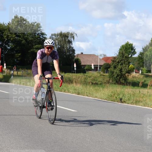 25.08.2024 - Elbe Triathlon Hamburg Fuchs,  Jonas http://msf.ph/oto/6867811 25.08.2024 11:01:01 Radfahren 1692, 1458, 1471, 1720, 1494, 1710 meine-sportfotos.de