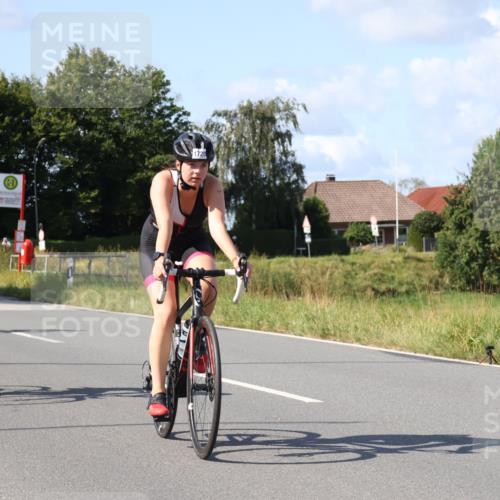 25.08.2024 - Elbe Triathlon Hamburg Fuchs,  Jonas http://msf.ph/oto/6867826 25.08.2024 11:01:03 Radfahren 1458, 1471, 1720, 1494, 1710, 1699 meine-sportfotos.de