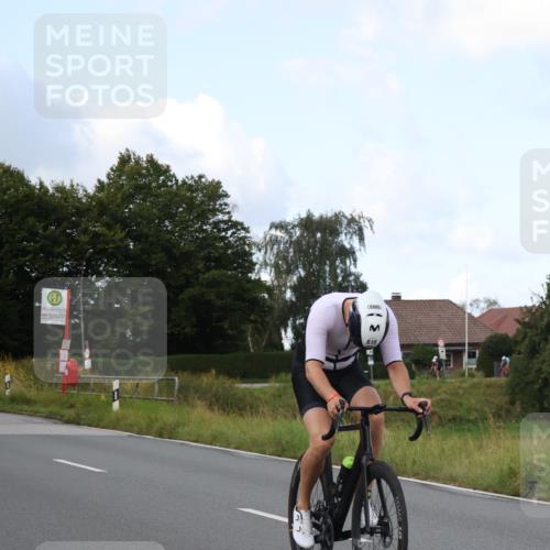 25.08.2024 - Elbe Triathlon Hamburg Fuchs,  Jonas http://msf.ph/oto/6867834 25.08.2024 10:19:43 Radfahren 532, 597, 618, 393, 374 meine-sportfotos.de