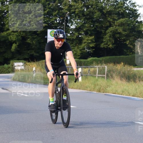 25.08.2024 - Elbe Triathlon Hamburg Fuchs,  Jonas http://msf.ph/oto/6867842 25.08.2024 09:29:33 Radfahren 135, 359, 357 meine-sportfotos.de