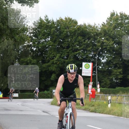 25.08.2024 - Elbe Triathlon Hamburg Fuchs,  Jonas http://msf.ph/oto/6867845 25.08.2024 10:19:45 Radfahren 618, 393, 374, 594 meine-sportfotos.de