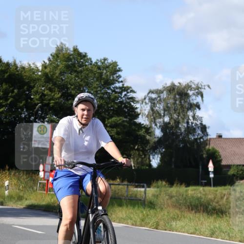 25.08.2024 - Elbe Triathlon Hamburg Fuchs,  Jonas http://msf.ph/oto/6867849 25.08.2024 11:01:17 Radfahren 1540, 1687, 1582, 1452, 1455 meine-sportfotos.de