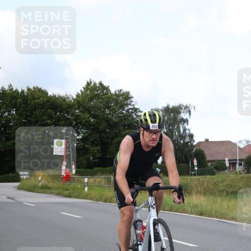 25.08.2024 - Elbe Triathlon Hamburg Fuchs,  Jonas http://msf.ph/oto/6867859 25.08.2024 10:19:45 Radfahren 618, 393, 374, 594 meine-sportfotos.de
