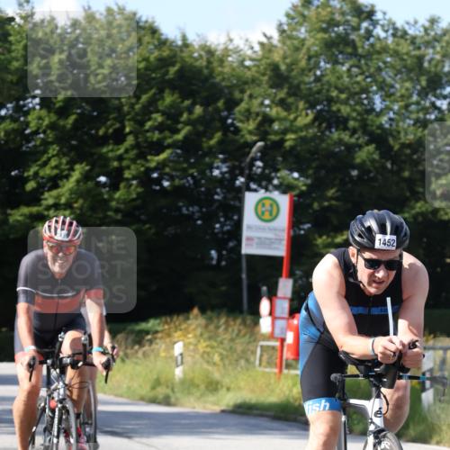 25.08.2024 - Elbe Triathlon Hamburg Fuchs,  Jonas http://msf.ph/oto/6867877 25.08.2024 11:01:22 Radfahren 1582, 1452, 1455, 1694, 1448, 1534, 1467 meine-sportfotos.de