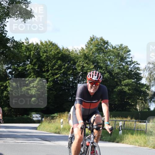 25.08.2024 - Elbe Triathlon Hamburg Fuchs,  Jonas http://msf.ph/oto/6867886 25.08.2024 11:01:23 Radfahren 1582, 1452, 1455, 1694, 1448, 1534, 1467 meine-sportfotos.de