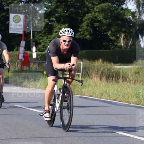 25.08.2024 - Elbe Triathlon Hamburg Fuchs,  Jonas http://msf.ph/oto/6867898 25.08.2024 09:29:50 Radfahren 66, 447, 98, 407, 138, 385, 401, 305 meine-sportfotos.de