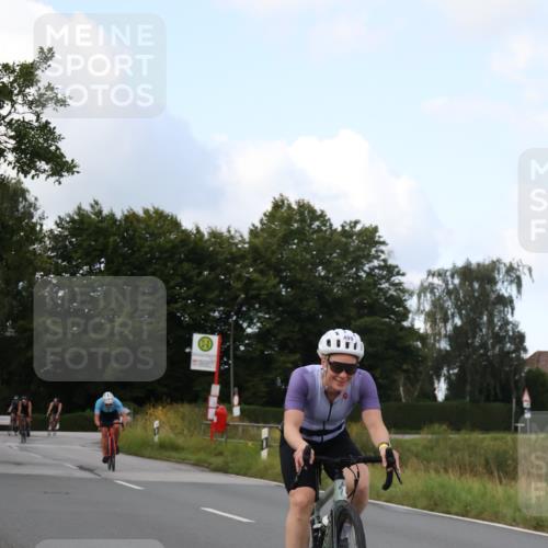 25.08.2024 - Elbe Triathlon Hamburg Fuchs,  Jonas http://msf.ph/oto/6867902 25.08.2024 10:19:53 Radfahren 374, 594, 499, 610, 488, 483, 627 meine-sportfotos.de