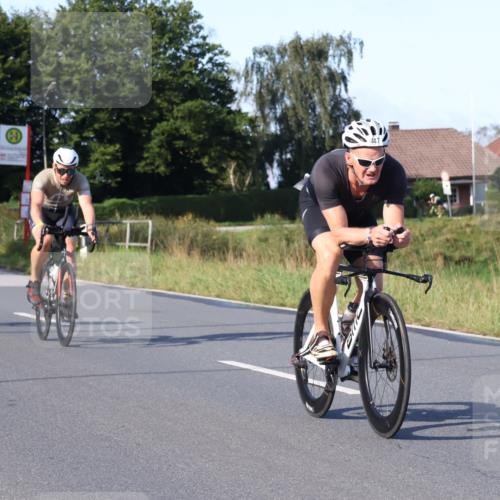 25.08.2024 - Elbe Triathlon Hamburg Fuchs,  Jonas http://msf.ph/oto/6867911 25.08.2024 09:29:50 Radfahren 66, 447, 98, 407, 138, 385, 401, 305 meine-sportfotos.de