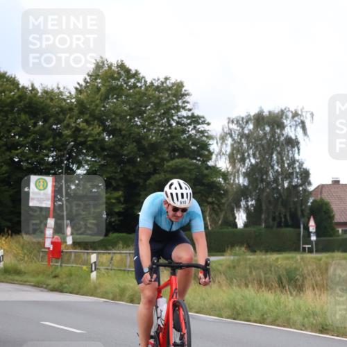 25.08.2024 - Elbe Triathlon Hamburg Fuchs,  Jonas http://msf.ph/oto/6867914 25.08.2024 10:19:55 Radfahren 374, 594, 499, 610, 488, 483, 627, 1500 meine-sportfotos.de