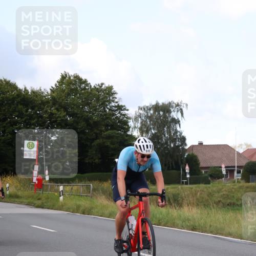 25.08.2024 - Elbe Triathlon Hamburg Fuchs,  Jonas http://msf.ph/oto/6867917 25.08.2024 10:19:55 Radfahren 374, 594, 499, 610, 488, 483, 627, 1500 meine-sportfotos.de