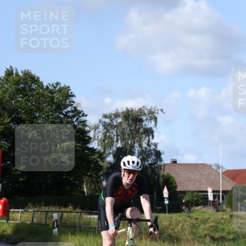 25.08.2024 - Elbe Triathlon Hamburg Fuchs,  Jonas http://msf.ph/oto/6867945 25.08.2024 11:01:27 Radfahren 1452, 1455, 1694, 1448, 1534, 1467, 1702, 1701 meine-sportfotos.de